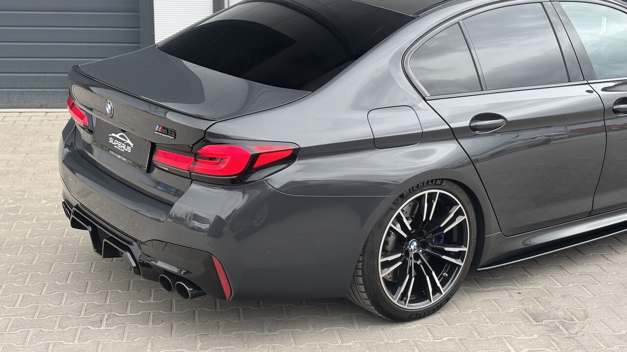BMW M5 rear