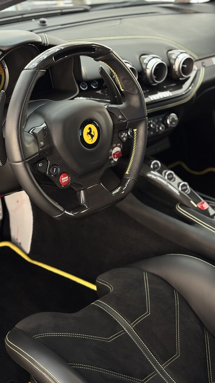 Supercar steering wheel