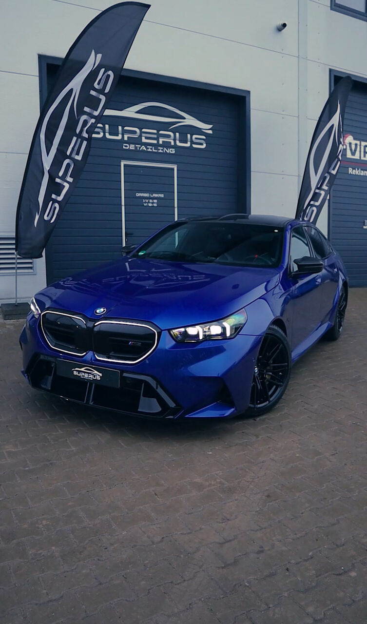 BMW M blue