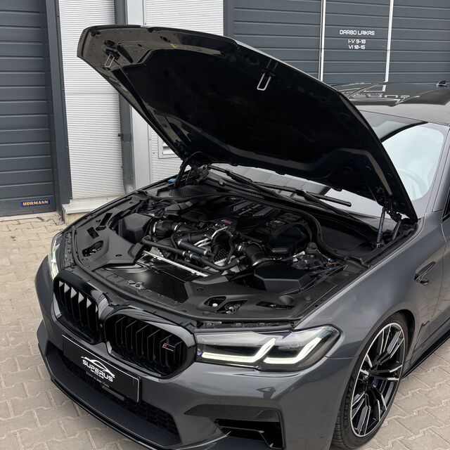 Engine bay
